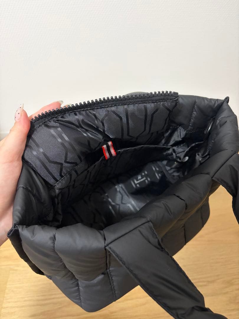 T HUNTER キルティングトートバッグ ブラック