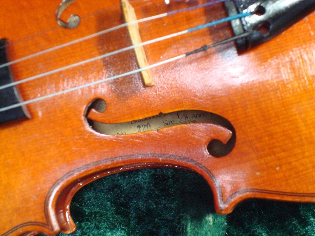 SUZUKI バイオリン 1/8サイズ モデル220 ケース弓付 送料無料