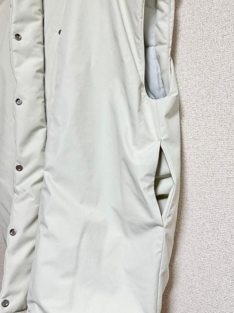 【美品】argueフード付きダウンベスト