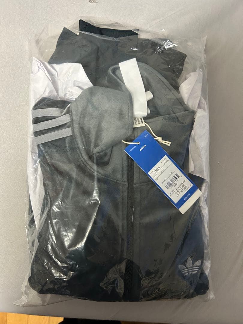 アディダス ファイヤーバード トラックトップ ベロア　ダークグレー　L