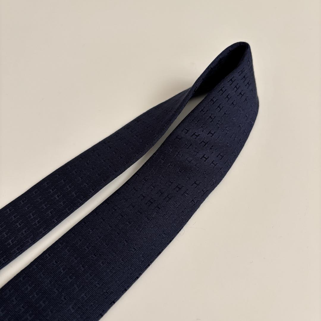 【超人気・美品】エルメス/ネクタイ/ファソネH柄/シルク/濃紺/大剣幅7.7㎝