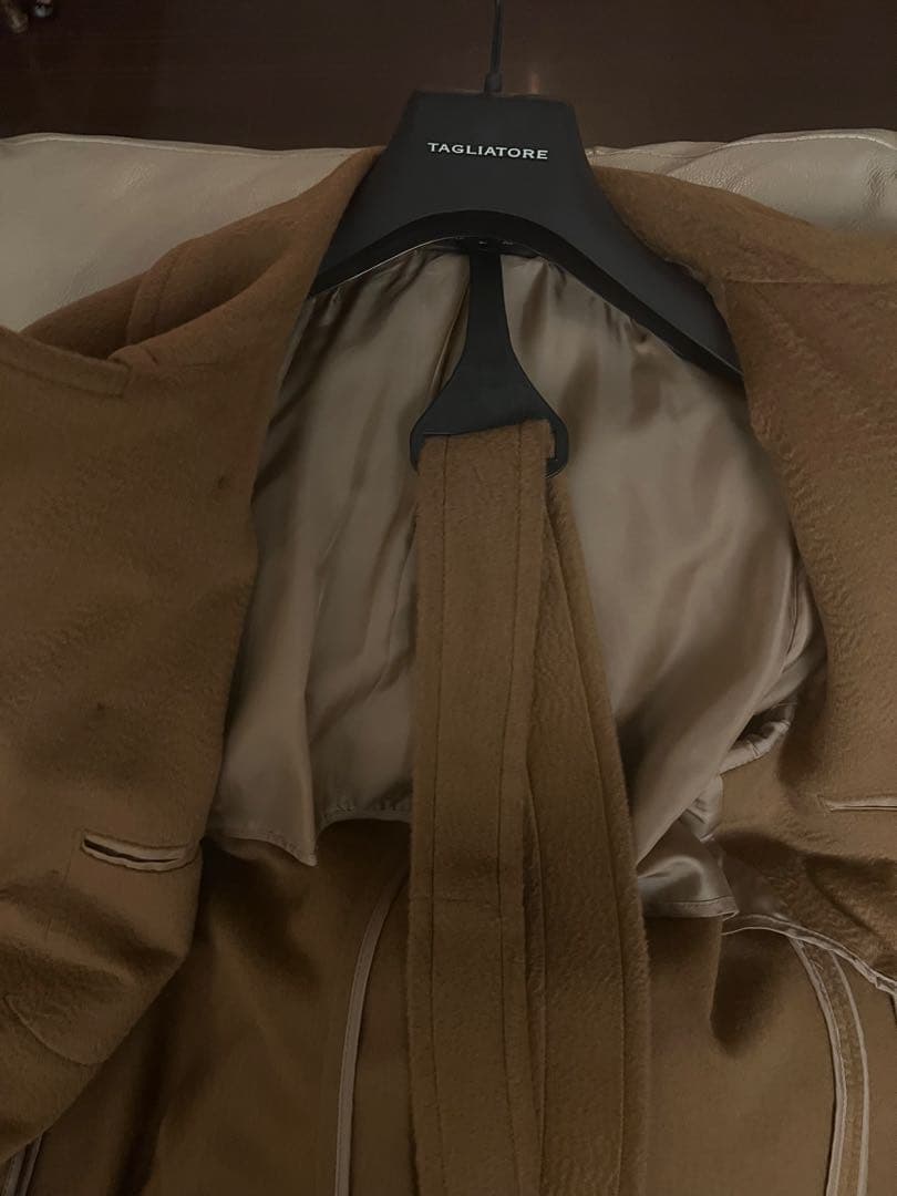 TAGLIATORE Brilla per il gustoベルテットコート