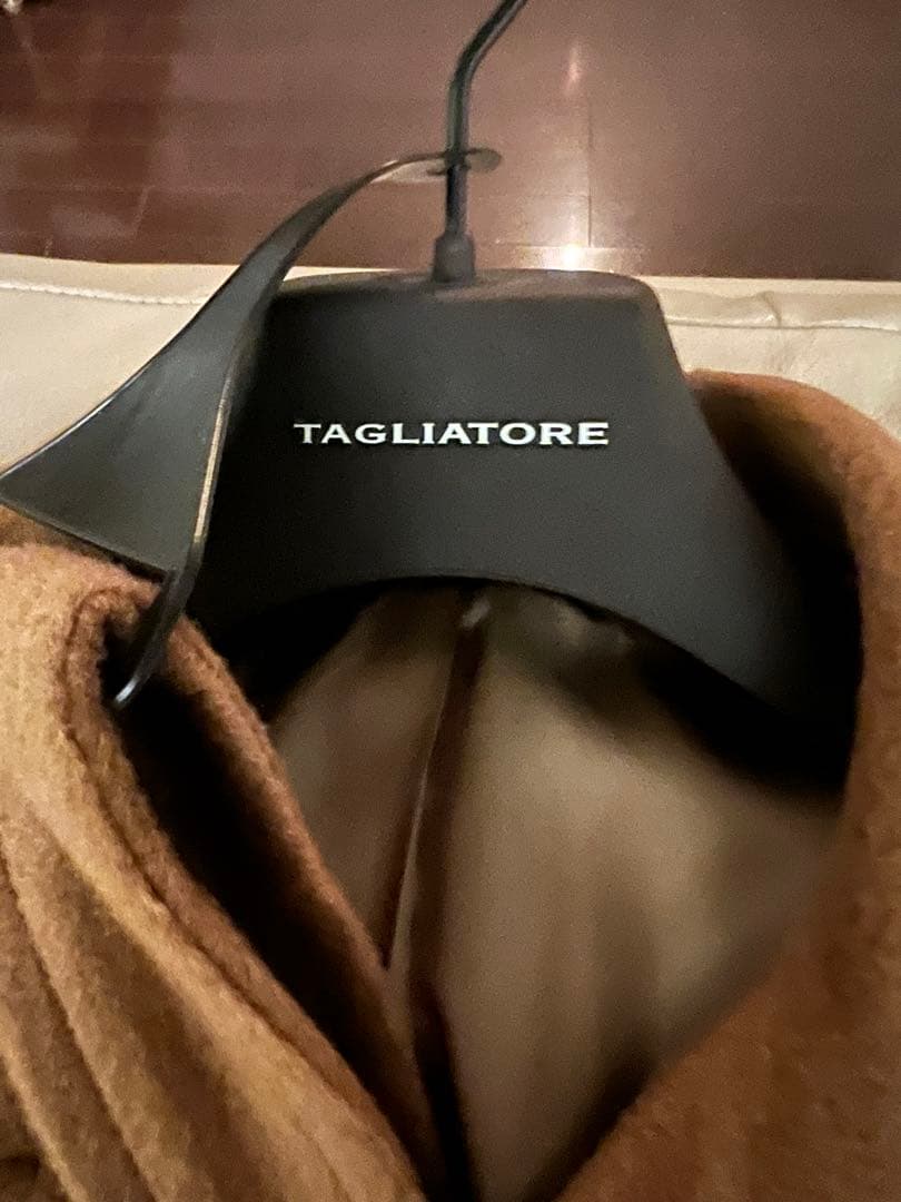 TAGLIATORE Brilla per il gustoベルテットコート