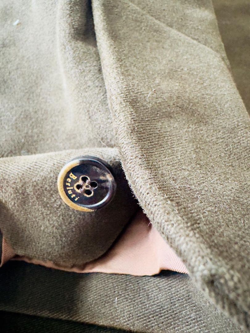 最終日まであと3日ベルルッティ　オリーブ色　ダブルブレスト ロングコート