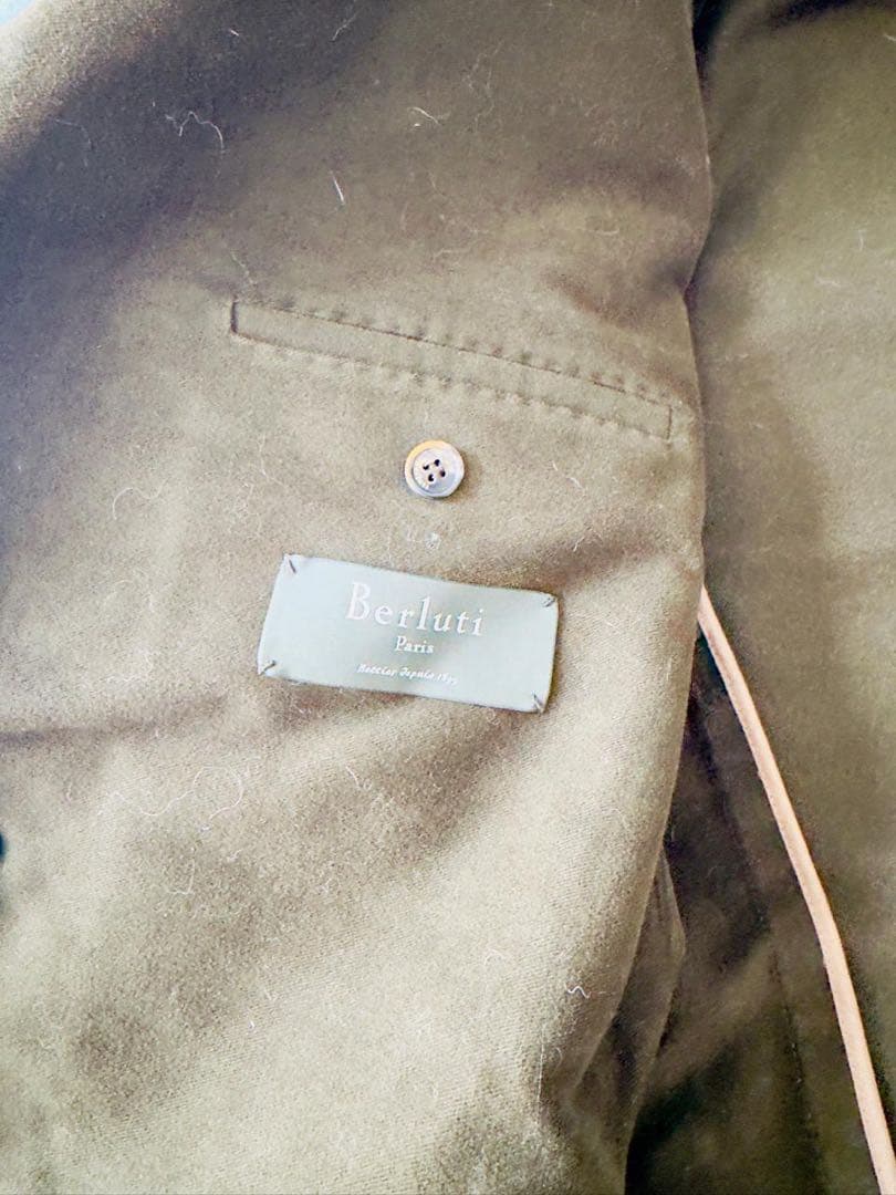 最終日まであと3日ベルルッティ　オリーブ色　ダブルブレスト ロングコート