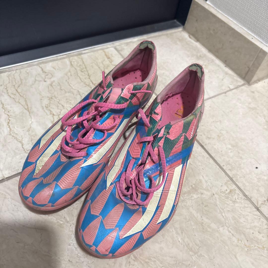 アディゼロ F50 25cm