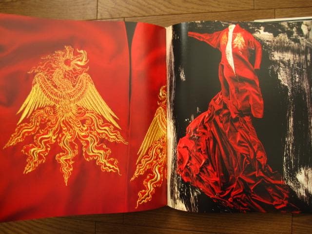 EIKO ON STAGE　Eiko Ishioka　石岡瑛子