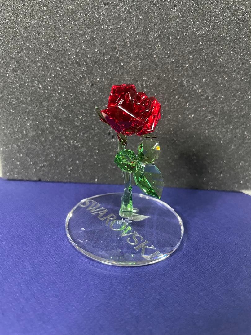 【美品】【一度も飾っていません】スワロフスキー　魔法のバラ　ディズニー