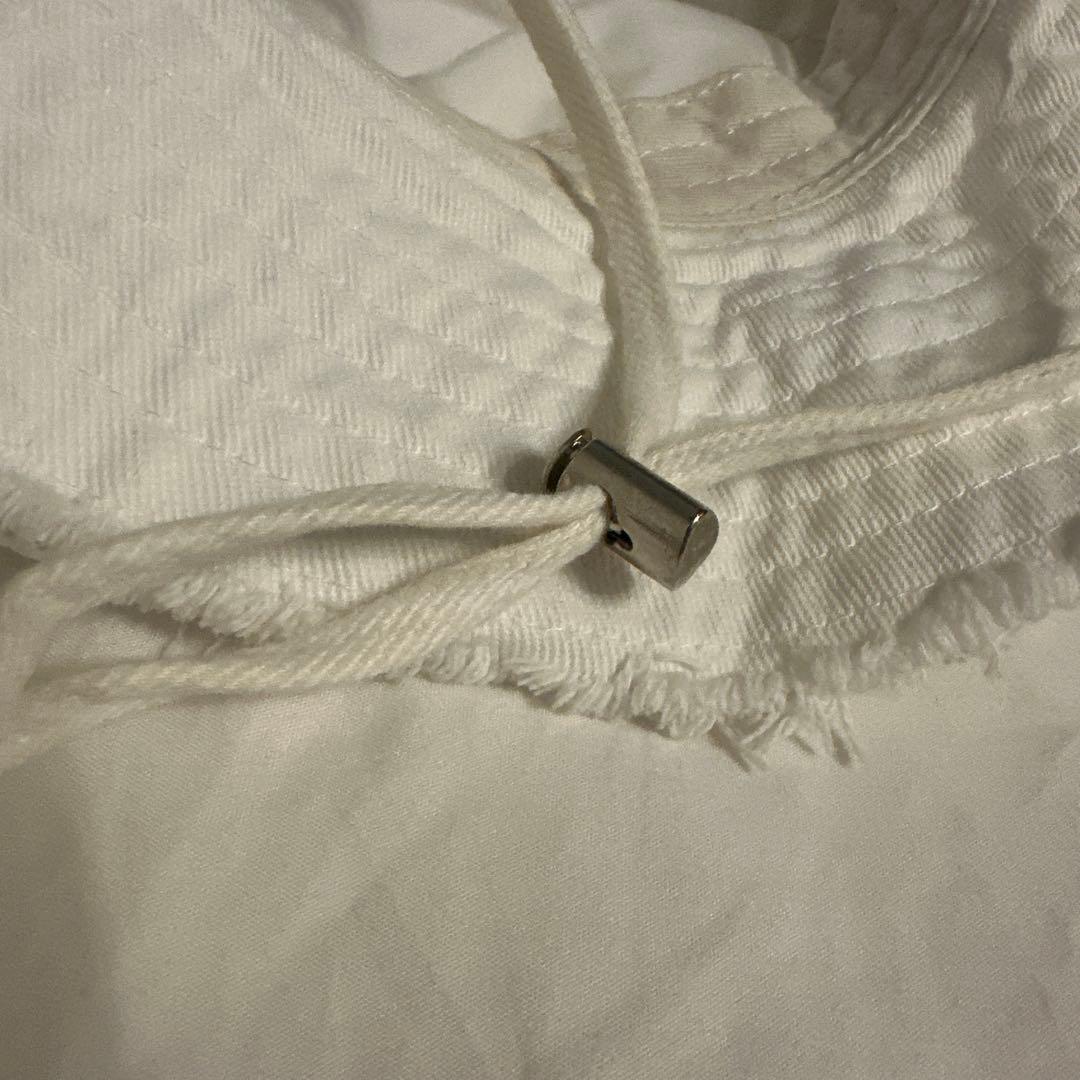 JACQUEMUS ホワイト 帽子 バケットハット