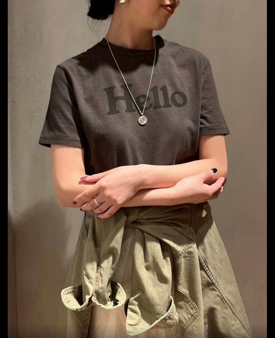 美品＊MADISONBLUE HELLOプリントTシャツ エストネーション