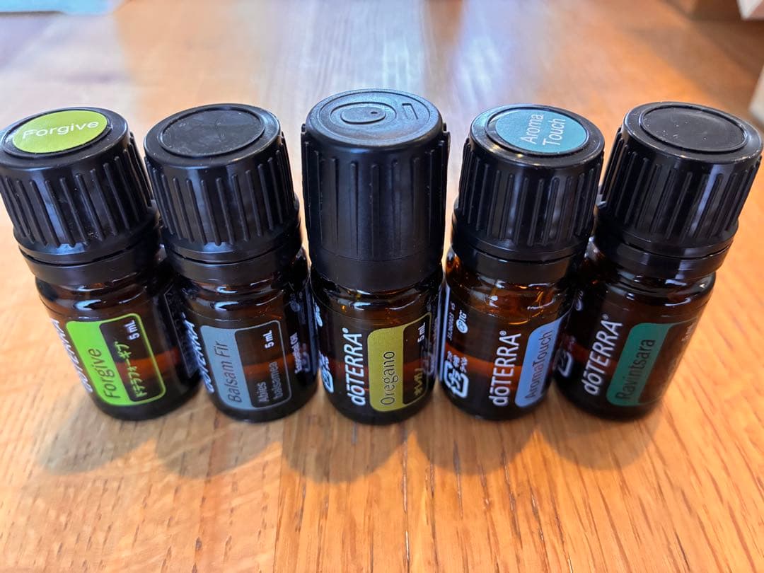 新品未開封doTERRA エッセンシャルオイル15本セット ウッドボックス付き