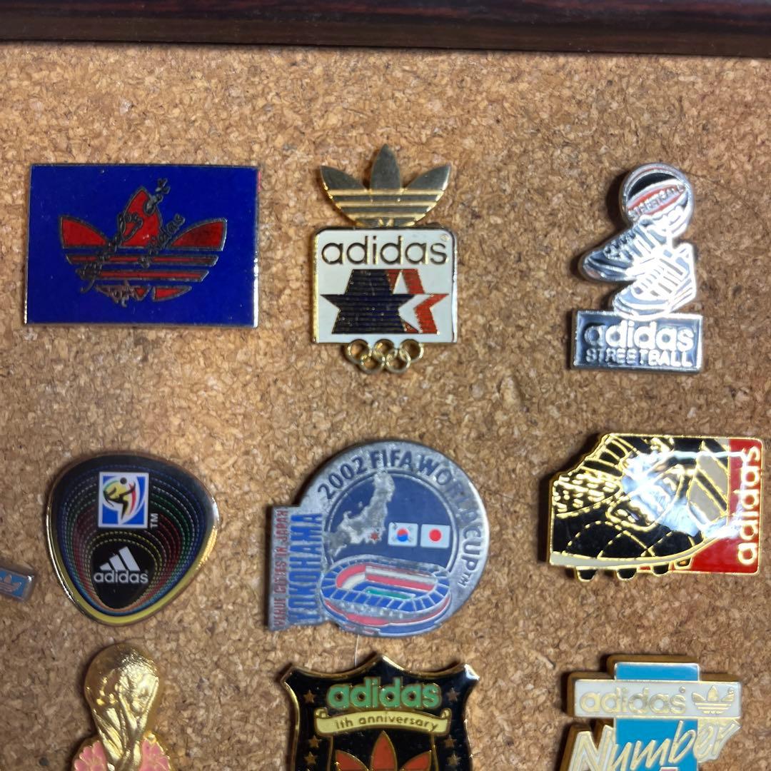 old adidas  ヴィンテージ　ピンバッジ  35個セット