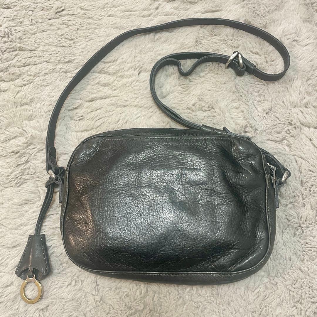 【チカ】アニアリ ショルダー バッグ ブラック 本革 斜めがけ 軽量