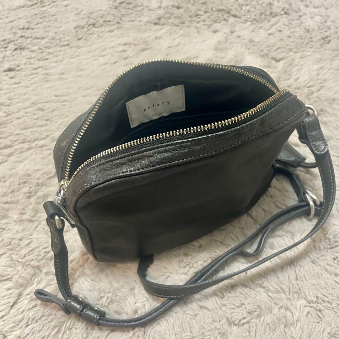 【チカ】アニアリ ショルダー バッグ ブラック 本革 斜めがけ 軽量
