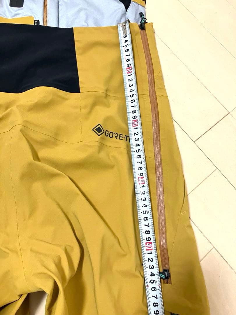 Burton ak バートン　ビブパンツ GORE-TEX ゴアテックス