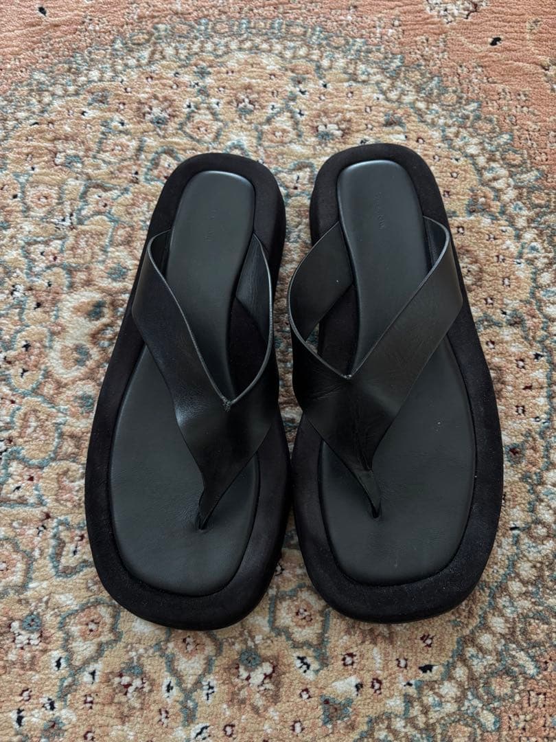 靴 the row ginza 42