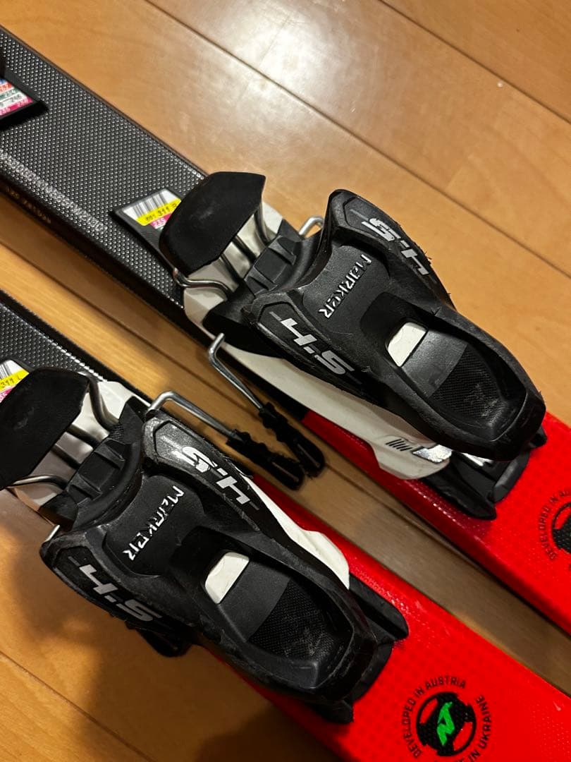 ハナ⭐︎ハナNordica スキー板 130cm のみ