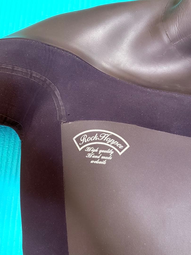 【値下げ】 ロックホッパー5mm×3mmセミドライウェットスーツメンズMサイズ