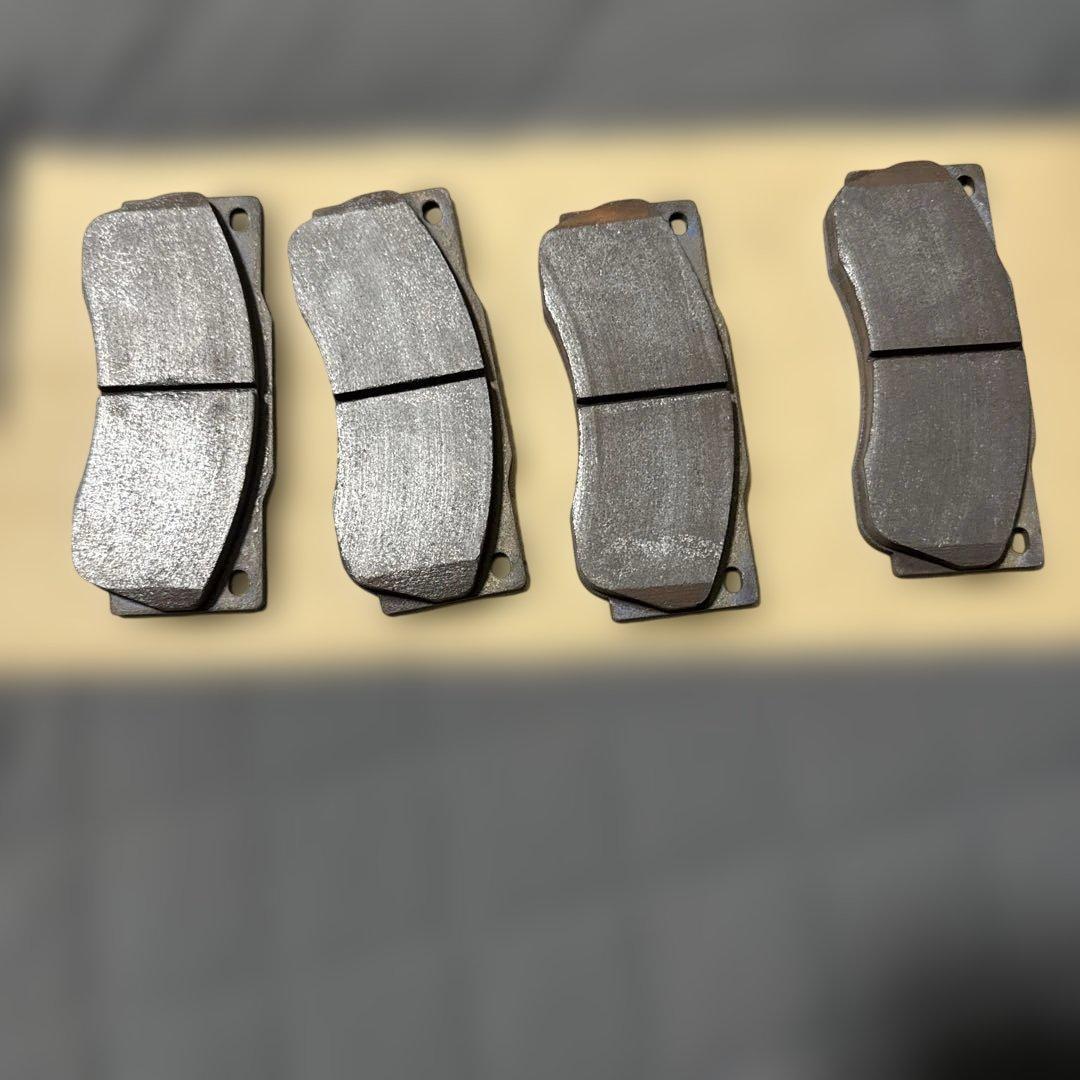 エンドレスブレーキパッド　4／6potキャリパー用　品番RCP066 CC-R