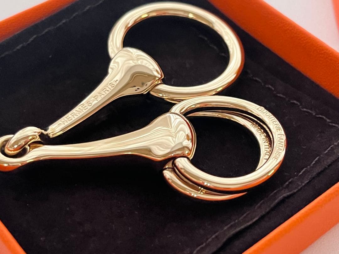 HERMES エルメス　スカーフリング　モール　90 ゴールド