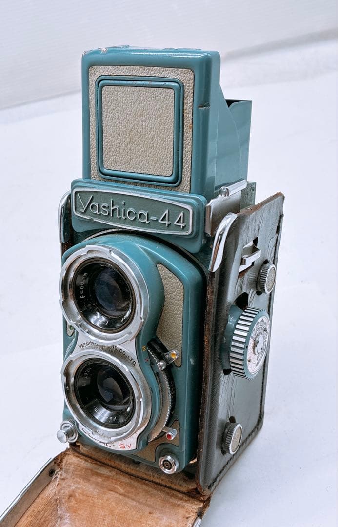 ひ*ろ様 【動作未確認】 Yashica-44 二眼レフ ヤシカ 昭和レトロ カ