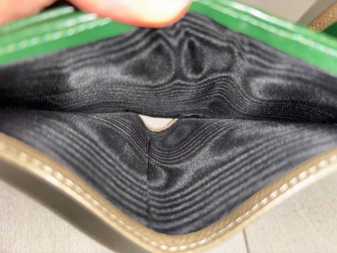 Whitehouse Cox 財布（TAUPE&AVOCADO）