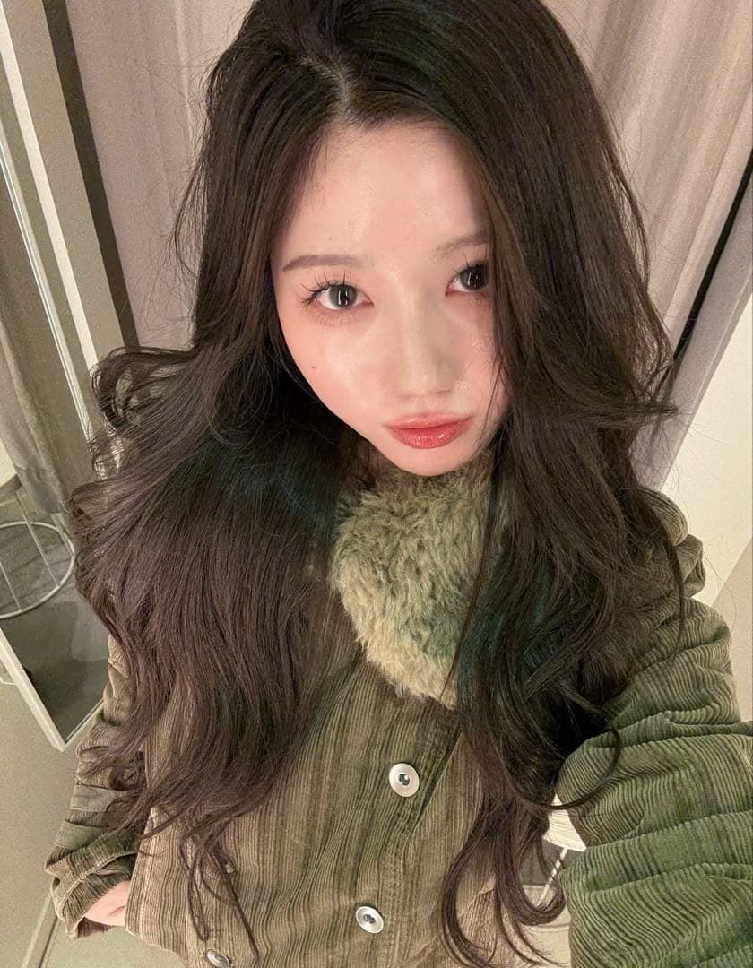 オリーブグリーン ファー付きコーデュロイジャケット