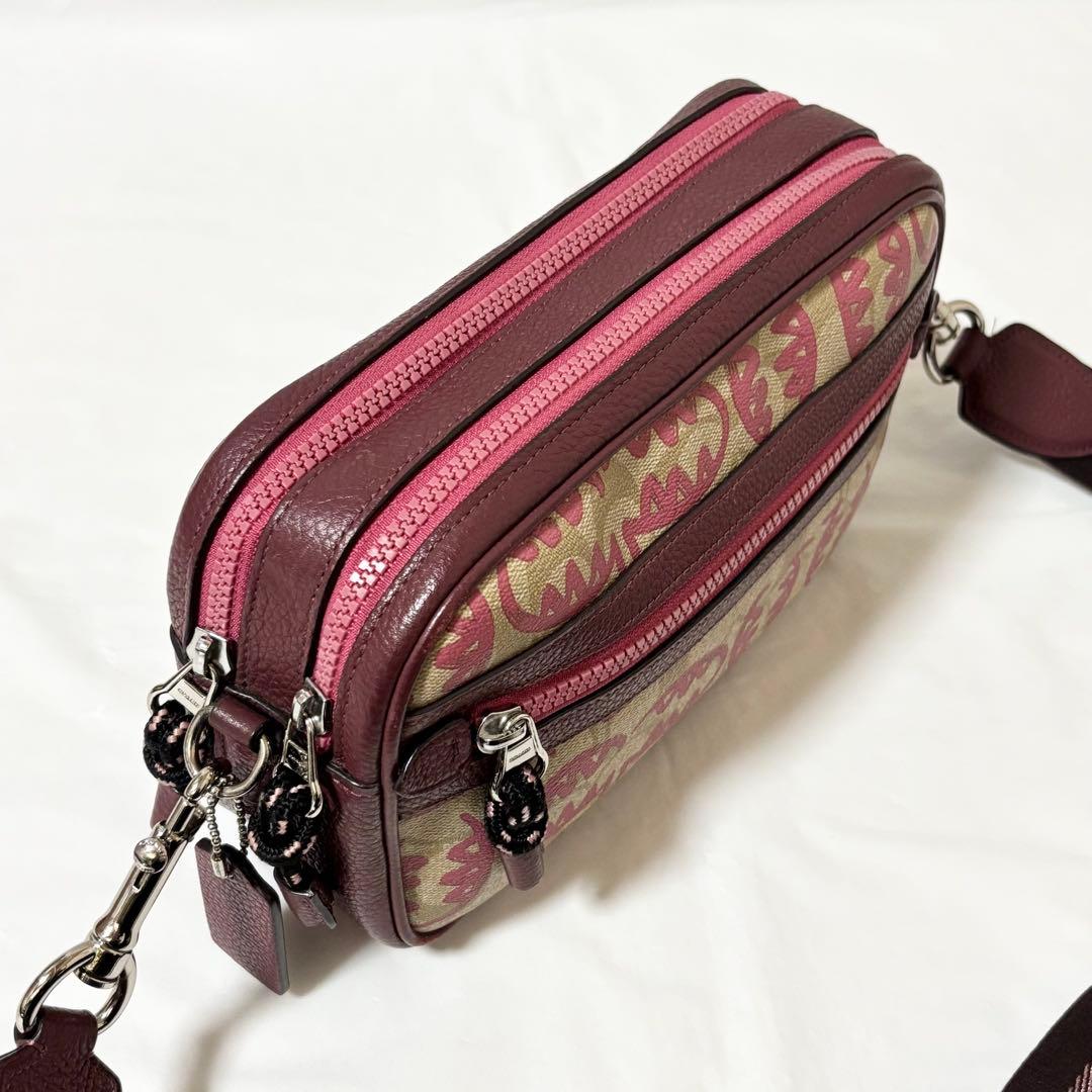 専用❗️COACH・レザー ショルダーバッグ斜め掛け Guang Yuコラボ限定品
