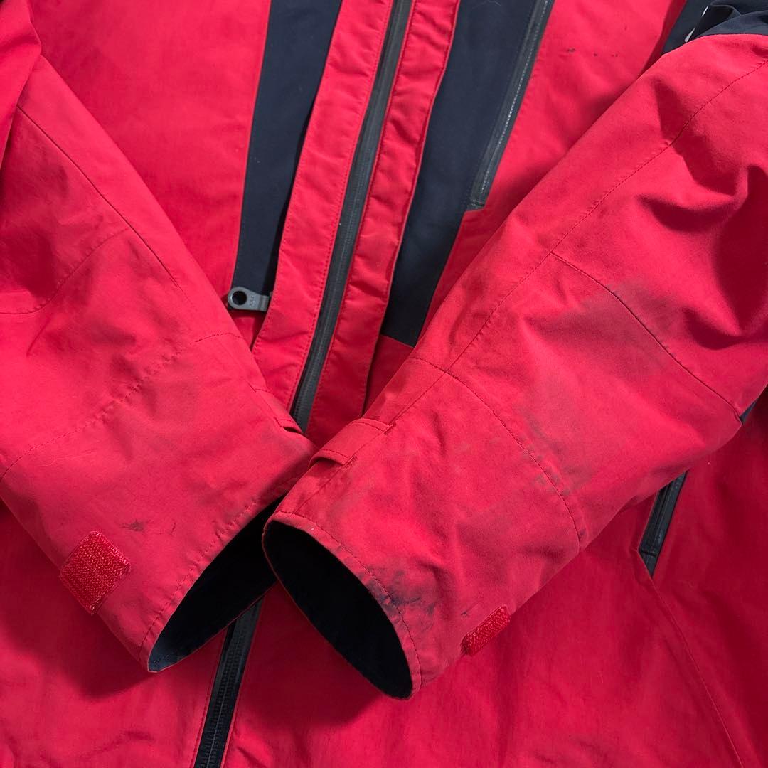 ダイワ　ゴアテックス　プロダクト　コンビアップ　ウィンタースーツ　XLサイズ　赤