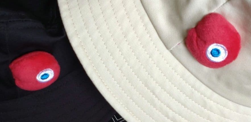 ミャクミャク帽子(59cm)ブラック、ホワイト＆プレーンクッキー＆キーホルダー