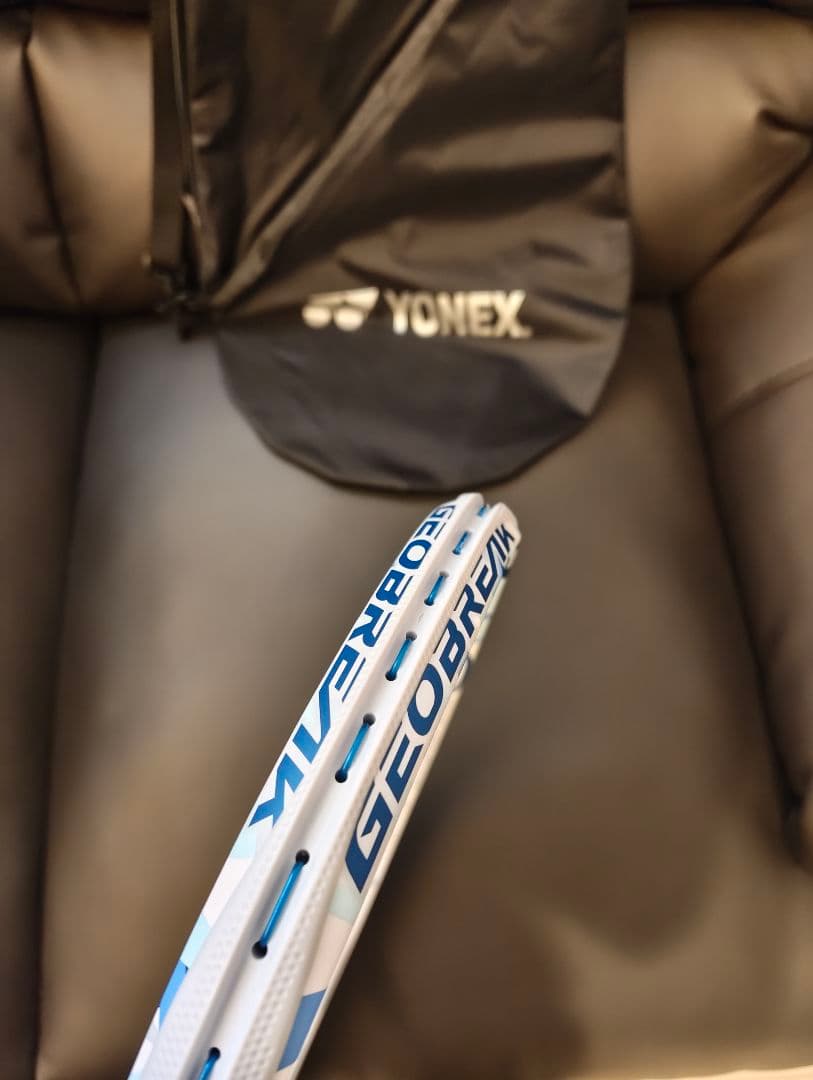 【ソフトドリンク】YONEX ジオブレイク50S UXL0