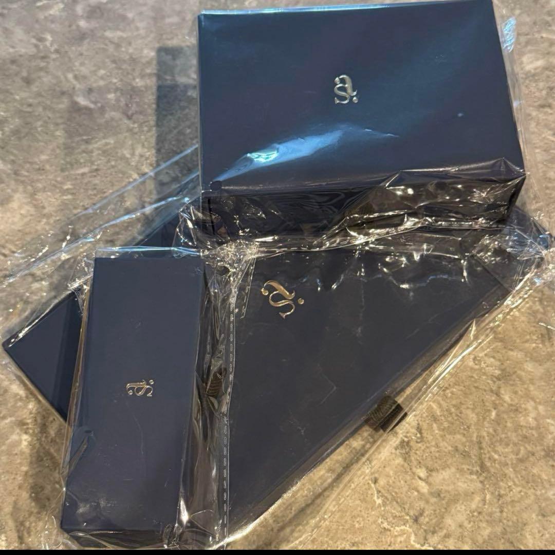 【新品未使用】鈴木亜美 iPhone15pro 3点セット