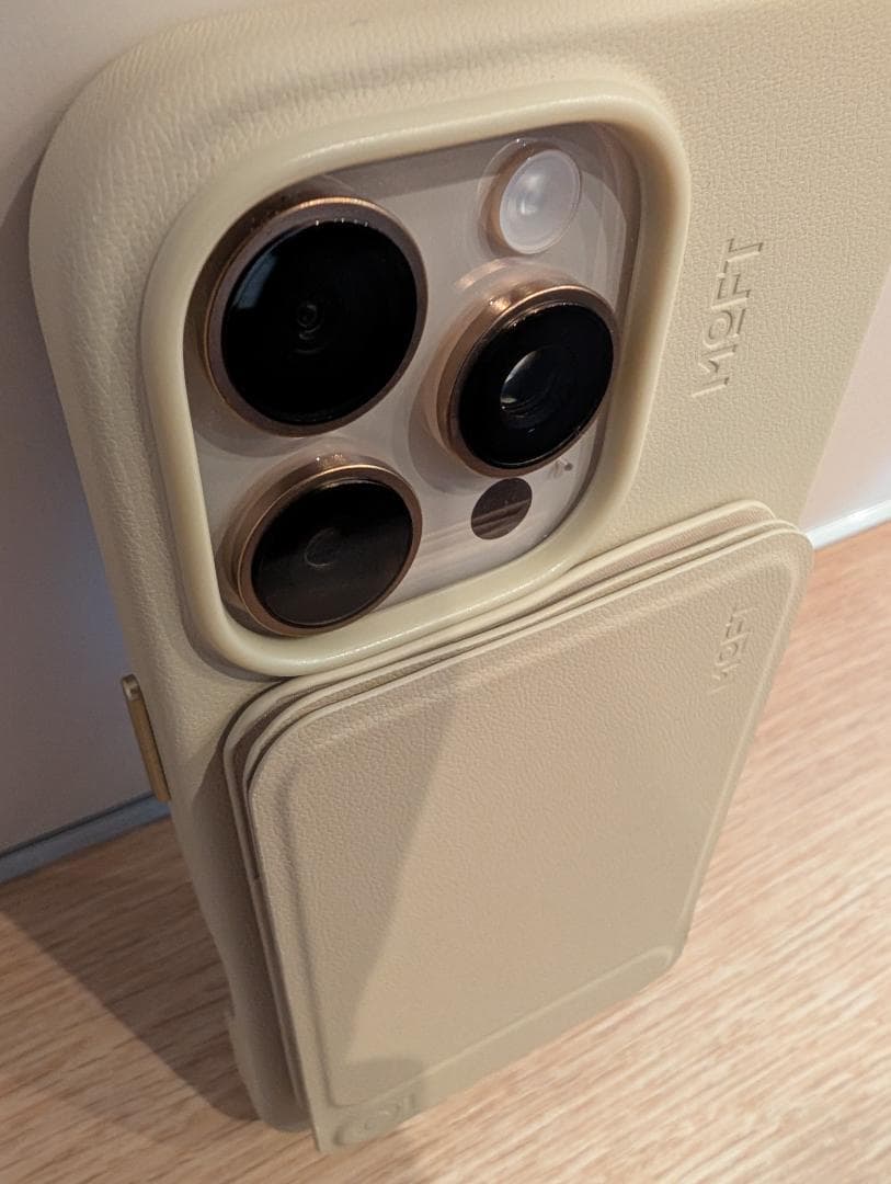 iPhoneアクセサリー MOFT SNAP CASE MOVAS iPhone 16 Pro