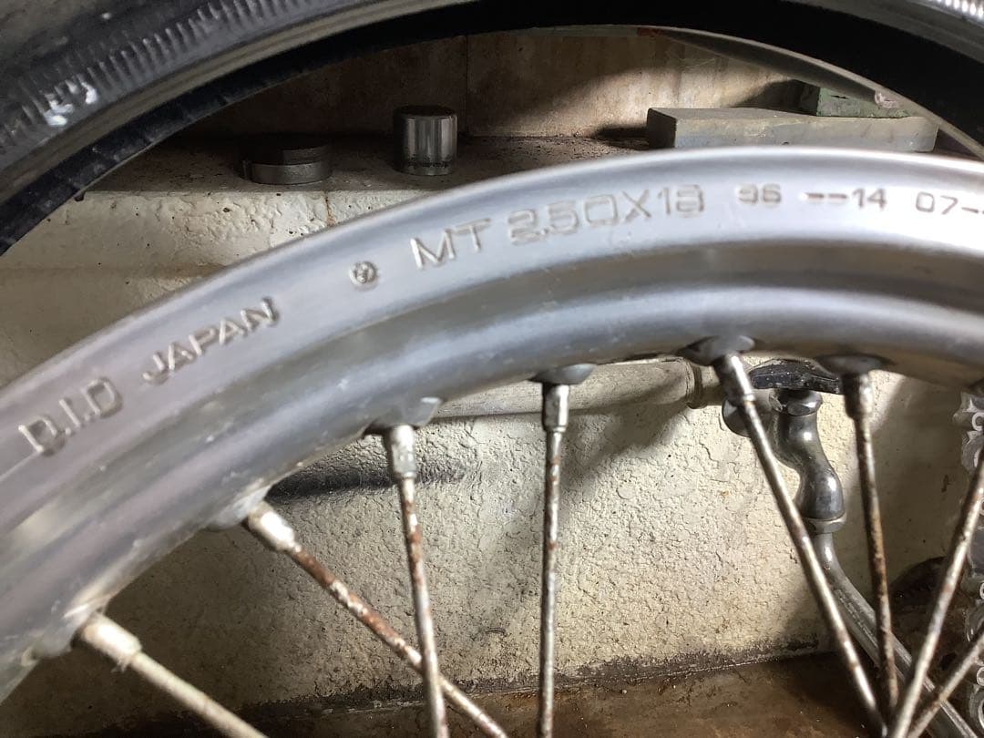 旧CB400F DIDアルミホイル