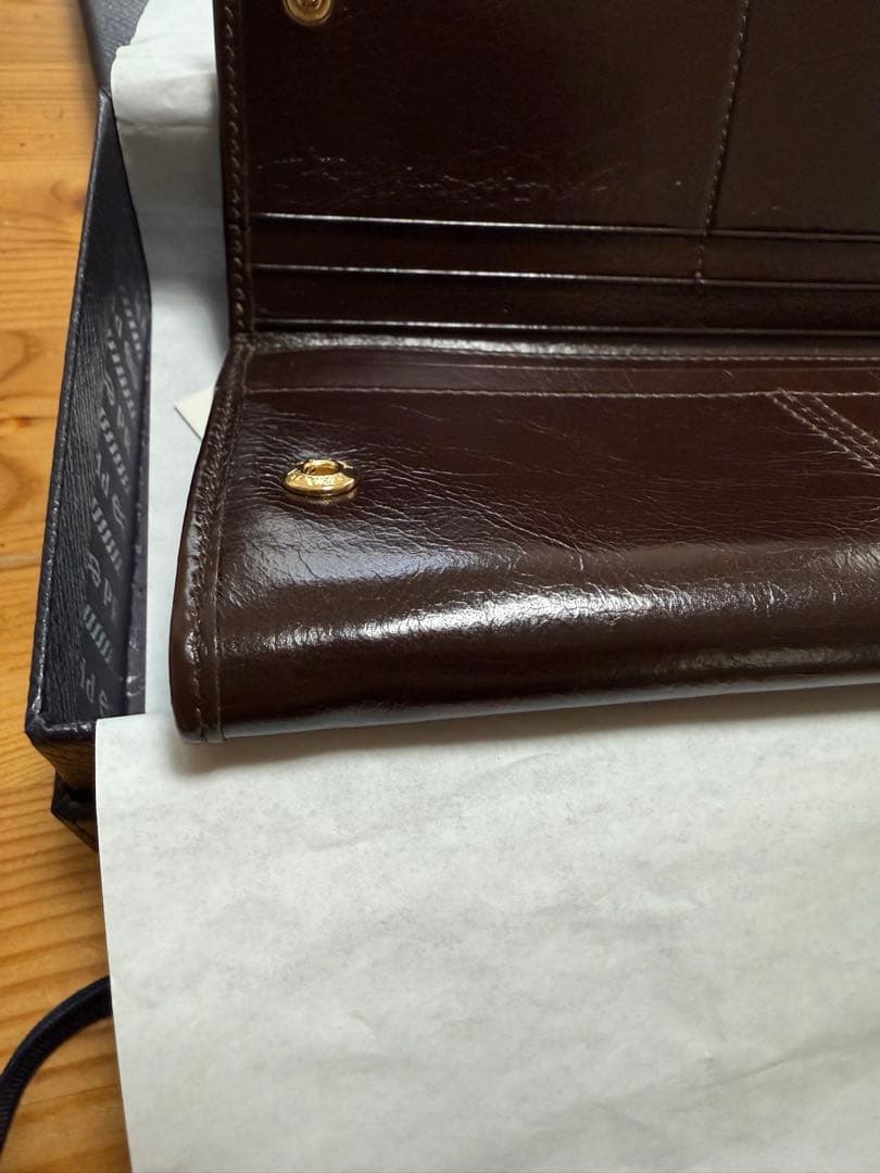 にゅんさん⭐︎PRADA ソフトルックスレザー 長財布　ダークブラウン