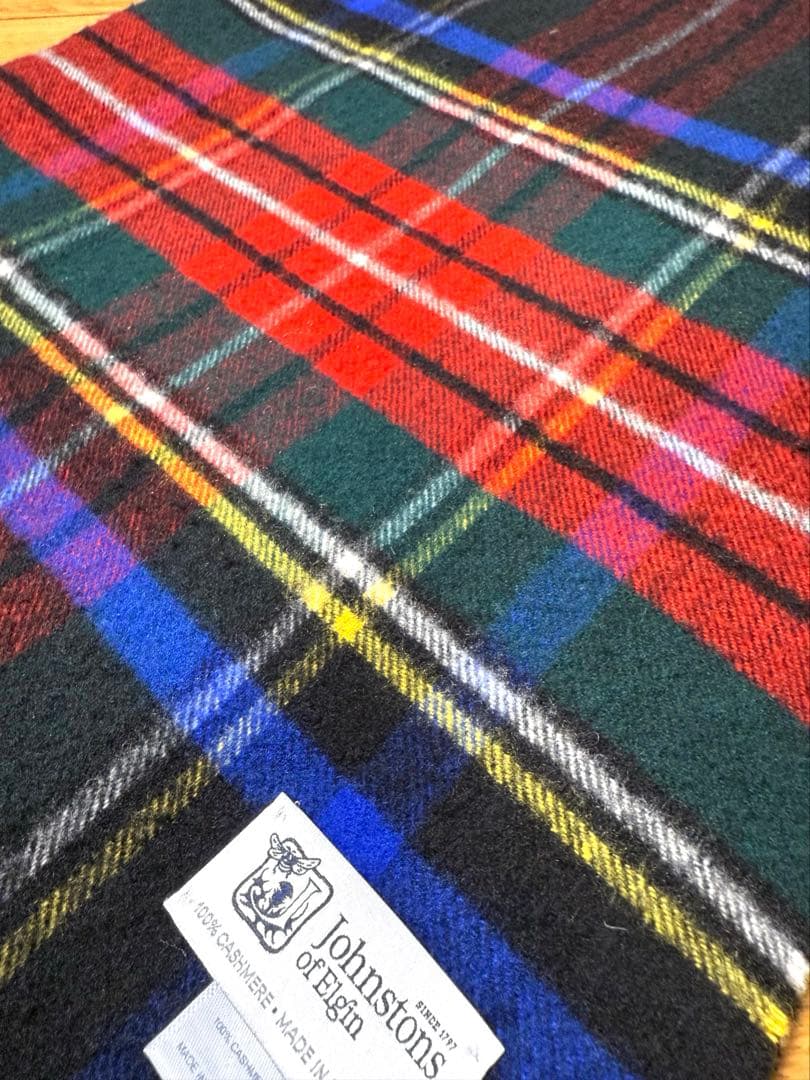 ジョンストンズ カシミヤ大判ストール　ブラックスチュワート