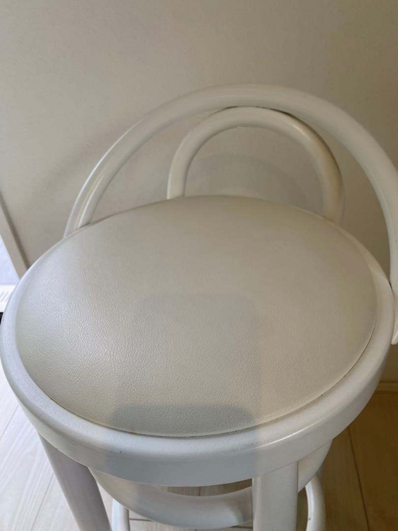 秋田木工ホワイト 背もたれ付きスツール1脚