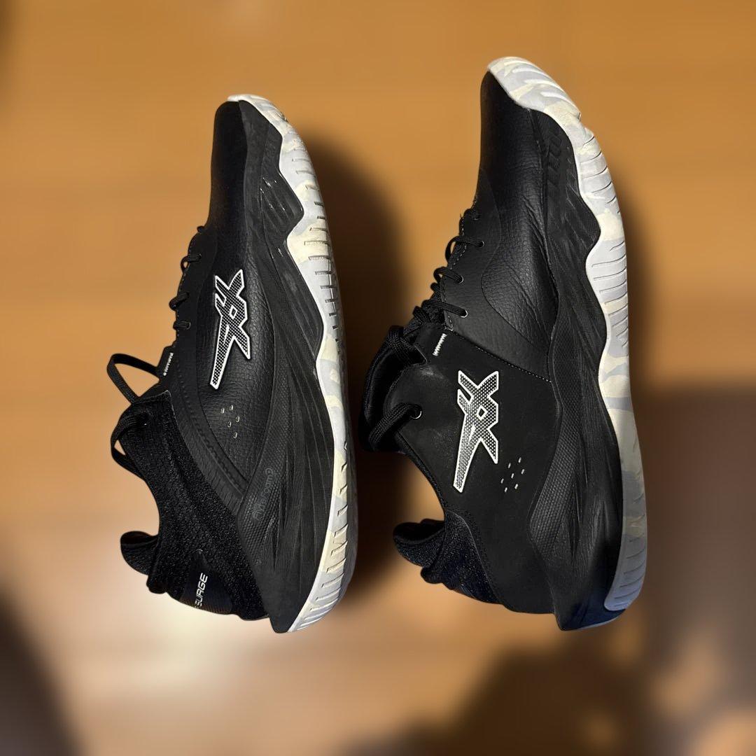 asics バスケットシューズ ブラック