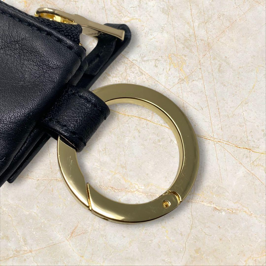 未使用 russet ラシット ブラック カラビナ付き ソフトレザーマルチケース