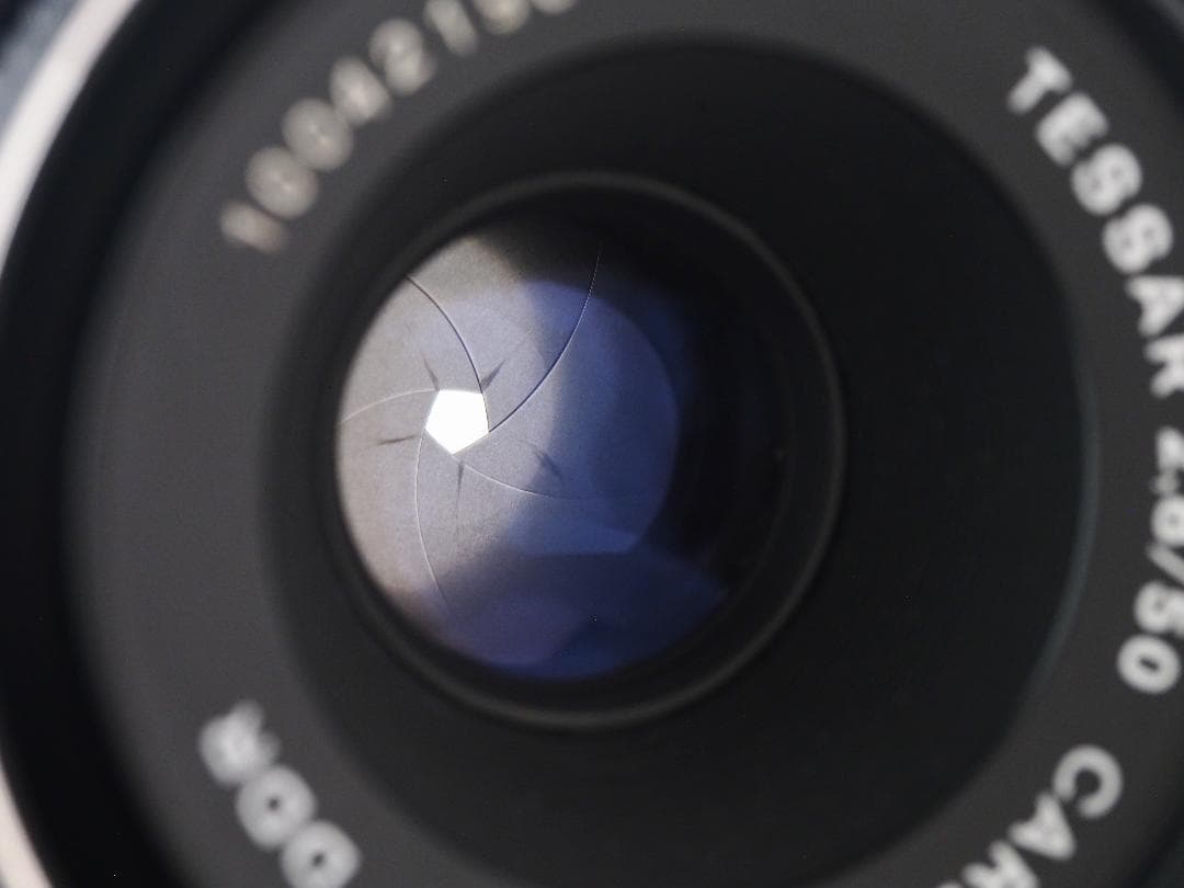 M42 CARL ZEISS JENA TESSAR 2.8/50 テッサー