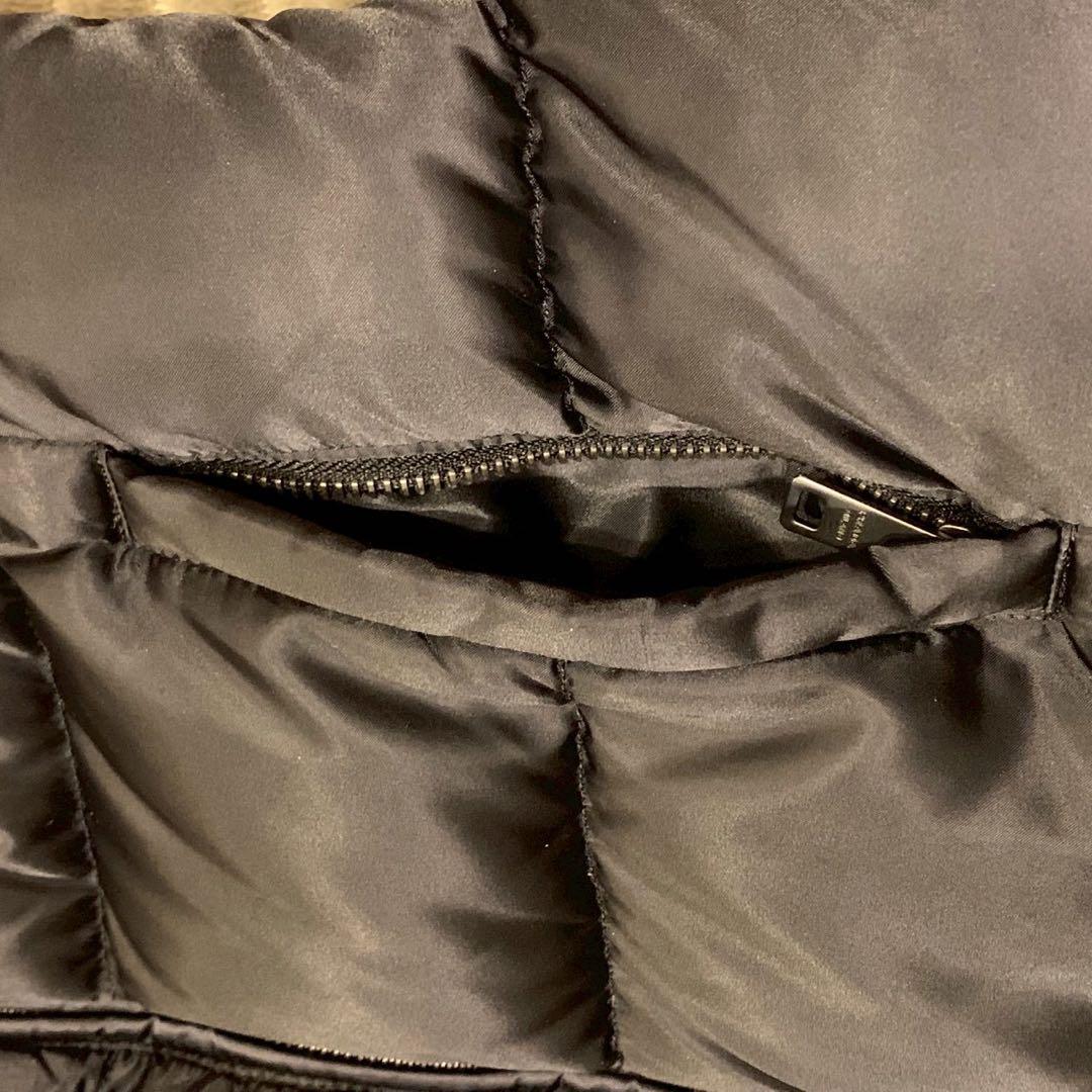 美品 プラダ ダウンベスト 三角ロゴ サフィアーノ トライアングル 40 L 黒