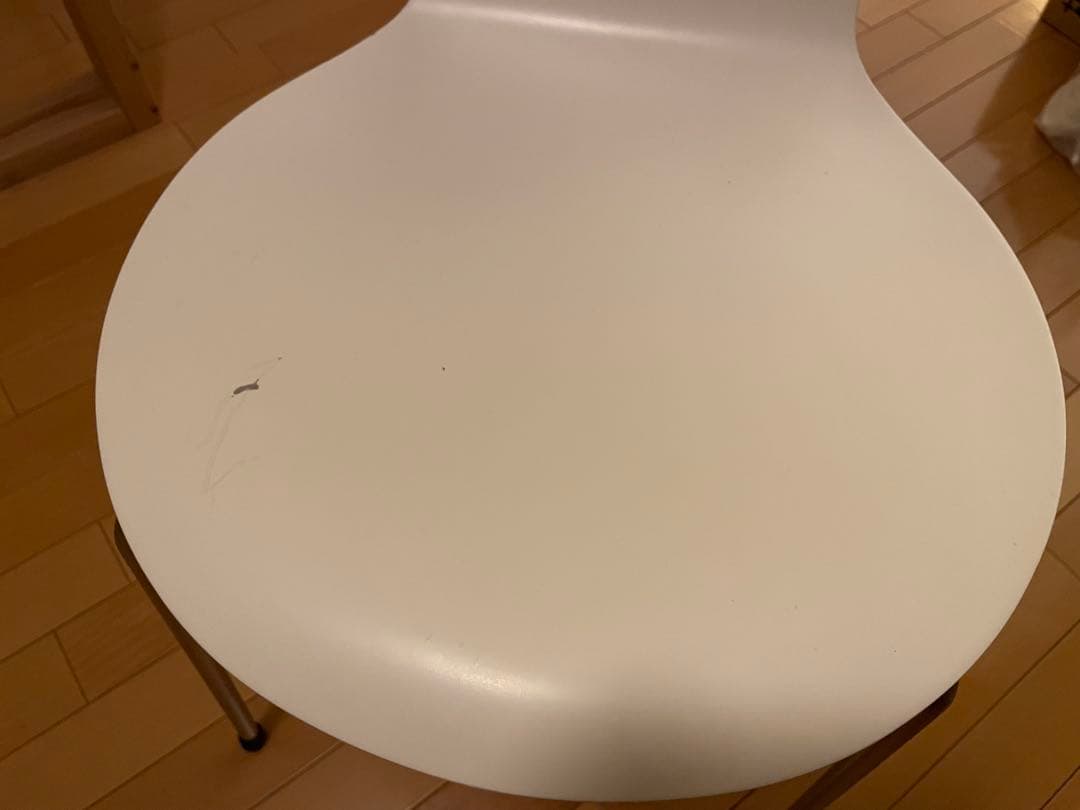 Fritz Hansen アリンコチェア ホワイト