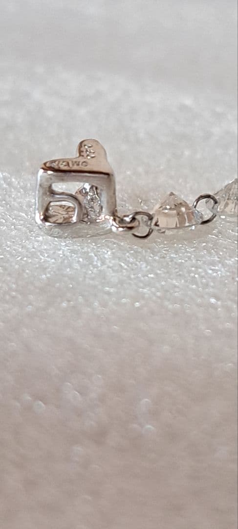 【美品】計0.50カラット　ダイヤペンダントトップ