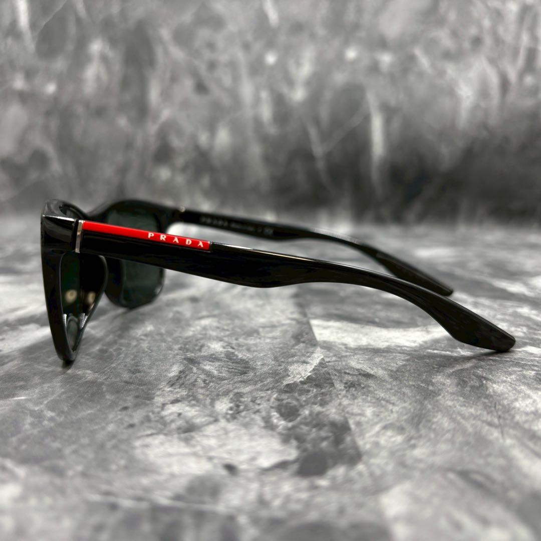 PRADA サングラス　SPS03O ウェリントン型　グリーンレンズ
