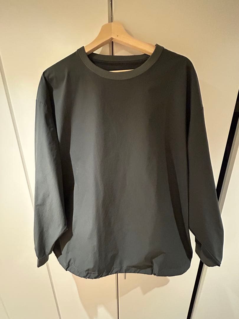 ち*ゅ様 【希少美品】UNTRACE BASIC BOX STRETCH SMO