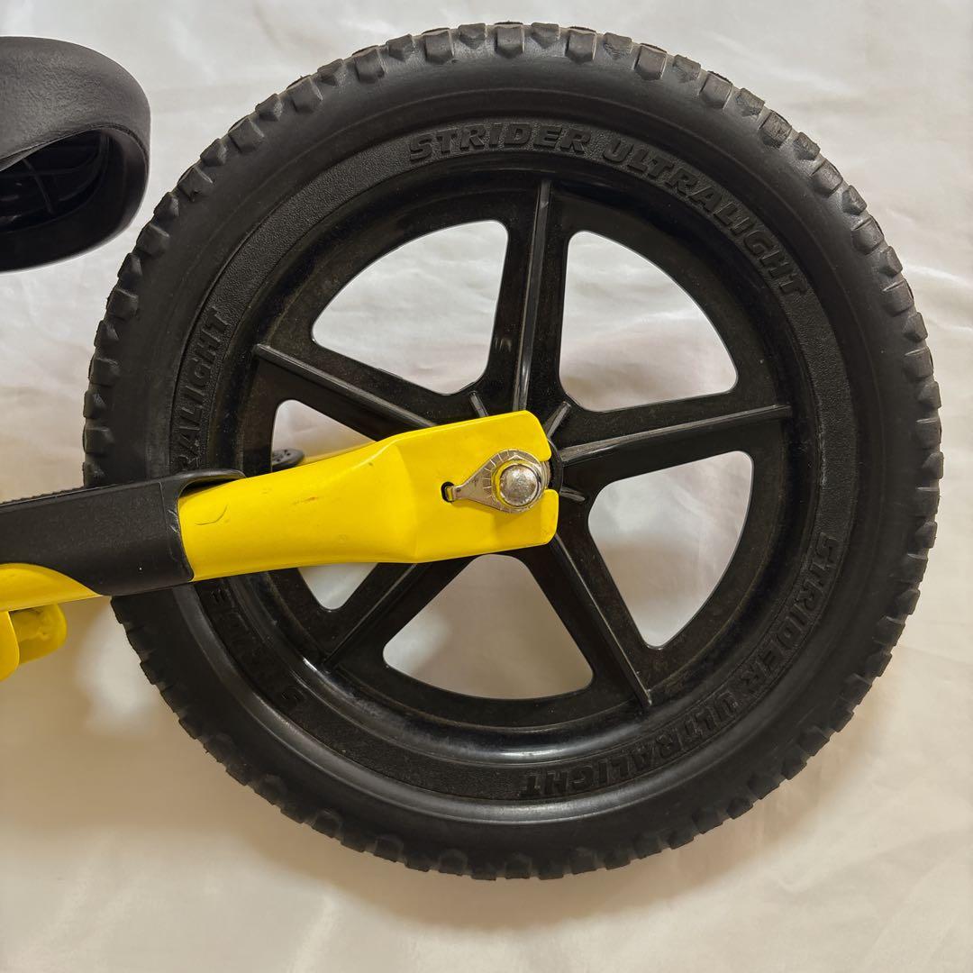 【送料込み】ストライダー 12インチ スポーツモデル　黄