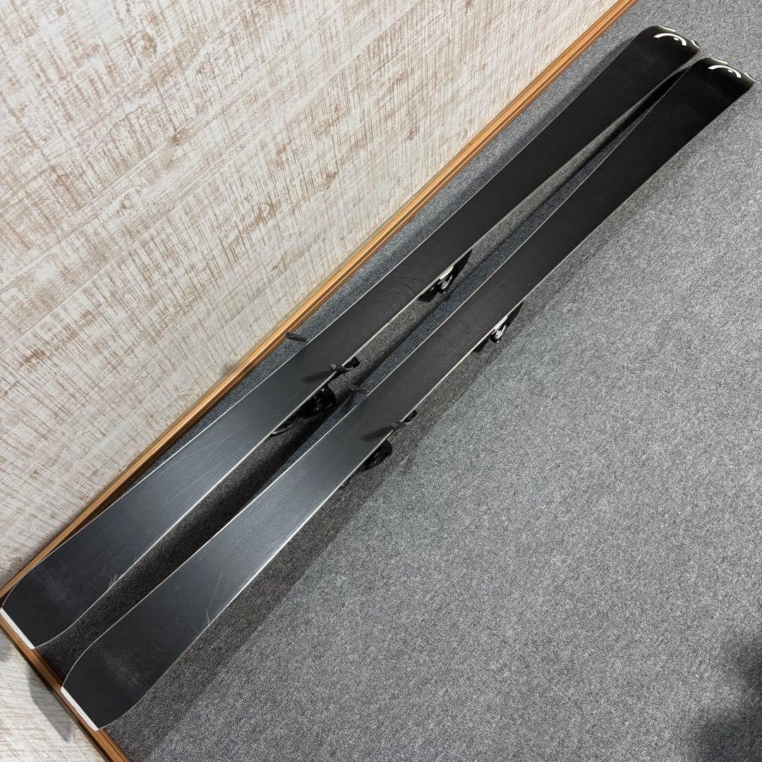 【送料無料】HEAD カービングスキー