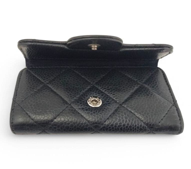 シャネル　キーケース 6連 マトラッセ　キャビアスキン ココマーク　ブラック