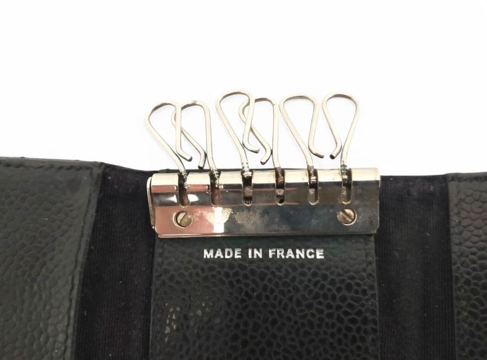 シャネル　キーケース 6連 マトラッセ　キャビアスキン ココマーク　ブラック