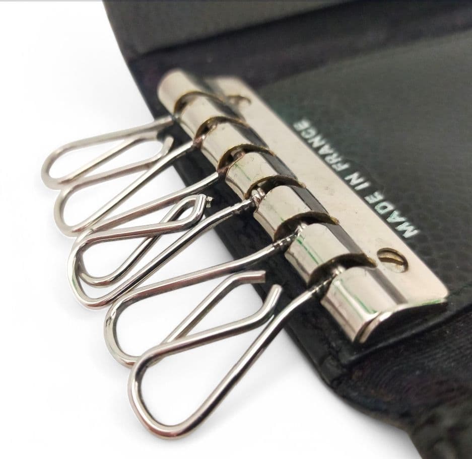 シャネル　キーケース 6連 マトラッセ　キャビアスキン ココマーク　ブラック